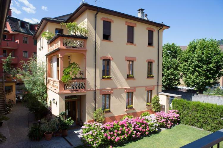 B&B Panemiele Sondrio Exterior foto
